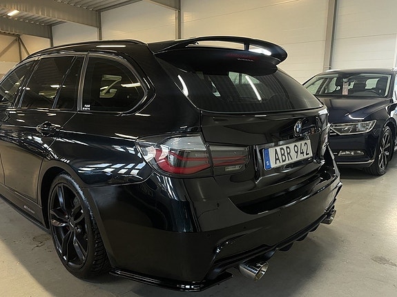 BMW 328i 18 of 30