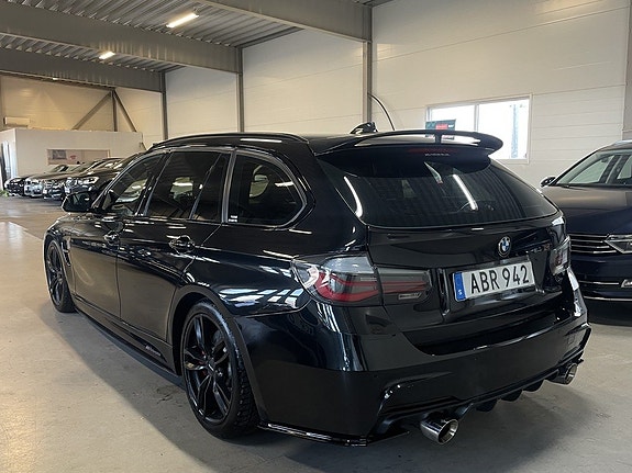 BMW 328i 12 of 30