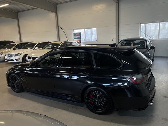 BMW 328i 16 of 30