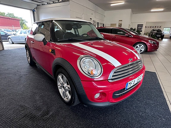 MINI Cooper 7 of 18