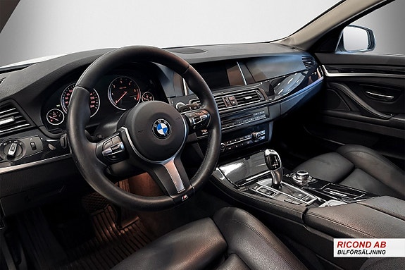 BMW 520d 15 of 17