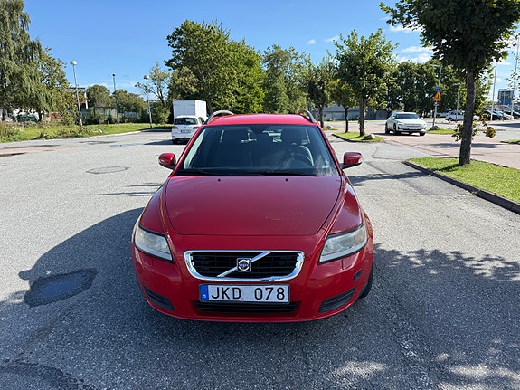 Volvo V50 4 of 12