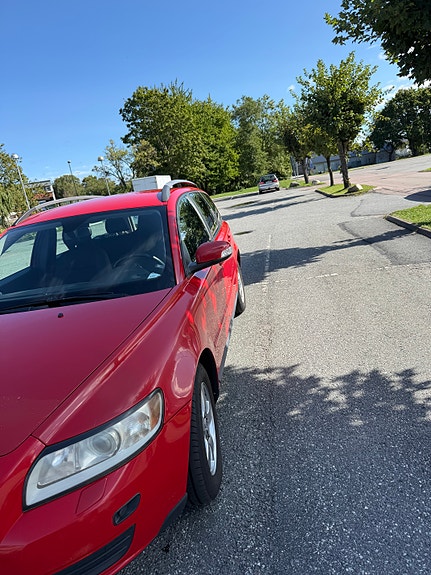 Volvo V50 7 of 12