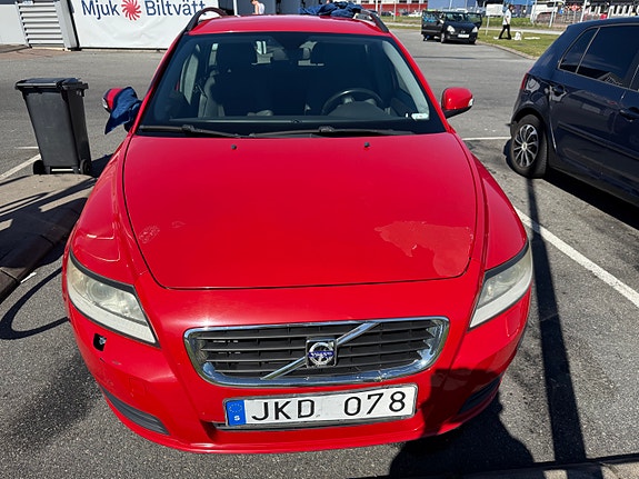 Volvo V50 9 of 12