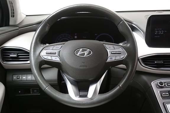 Hyundai Santa Fe 19 of 29
