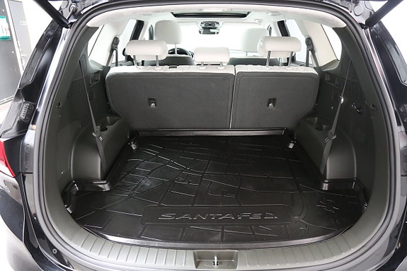 Hyundai Santa Fe 14 of 29