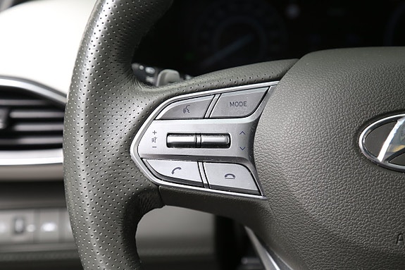 Hyundai Santa Fe 24 of 29