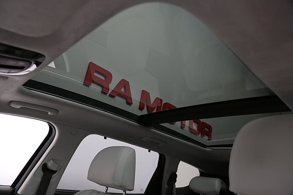 Hyundai Santa Fe 22 of 29