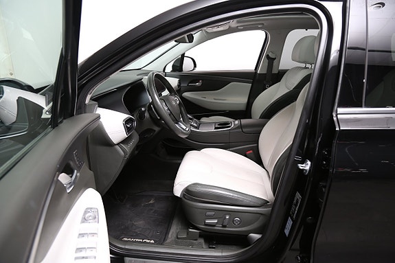 Hyundai Santa Fe 11 of 29