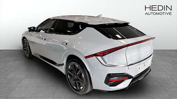 Kia EV6 7 of 9