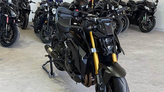 Suzuki Gsx1000s Akrapovic Låga mil 0kr insats 5 of 17