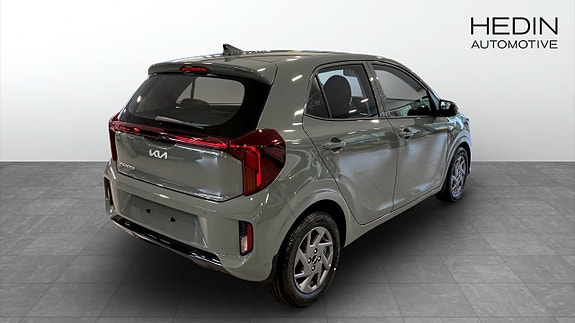 Kia Picanto 2 of 14