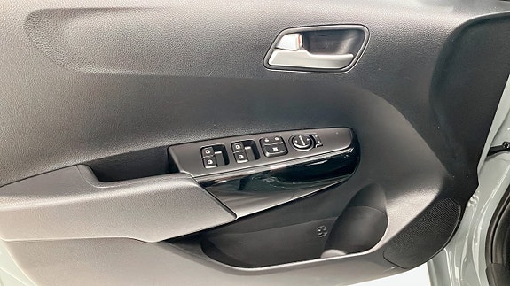 Kia Picanto 11 of 14