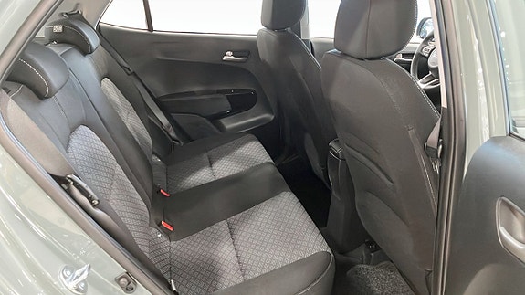 Kia Picanto 5 of 14