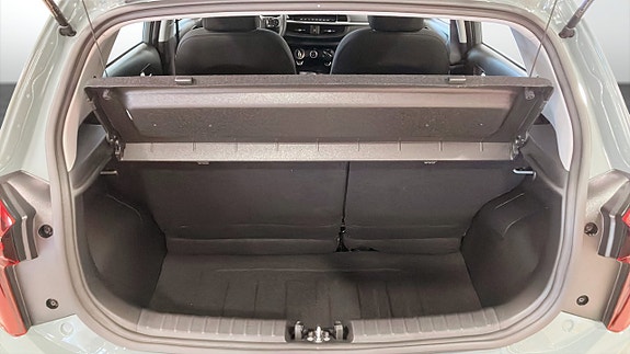 Kia Picanto 10 of 14