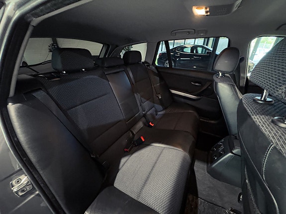 BMW 320 15 of 19