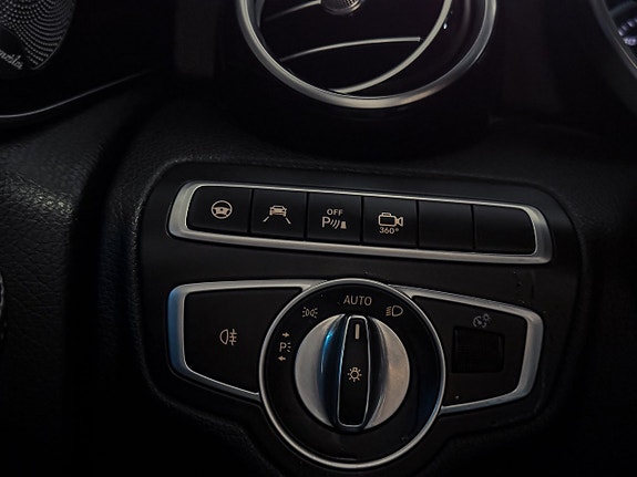 Mercedes-Benz GLC220 d 18 of 30