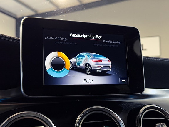 Mercedes-Benz GLC220 d 30 of 30