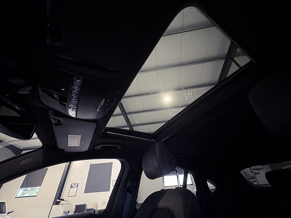 Mercedes-Benz GLC220 d 19 of 30