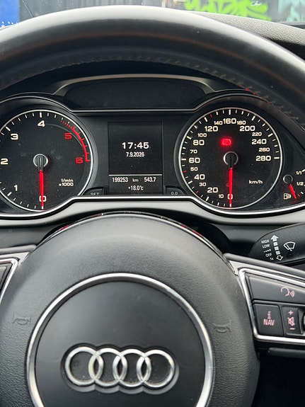 Audi A4 8 of 9