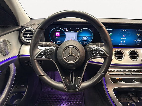 Mercedes-Benz E300 22 of 23
