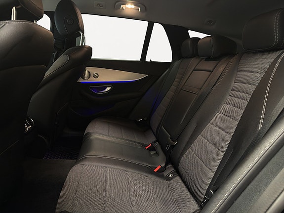 Mercedes-Benz E300 18 of 23