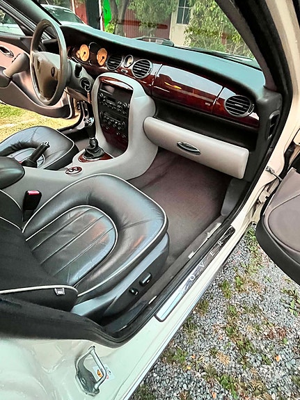 Rover 75 11 of 12