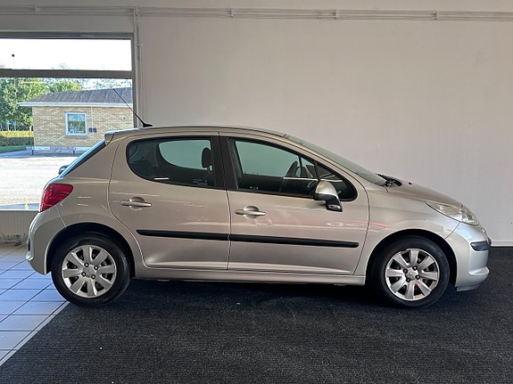 Peugeot 207 6 of 19