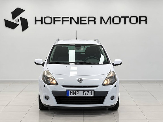 Renault Clio 2 of 11
