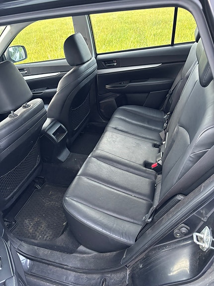 Subaru Outback 5 of 7