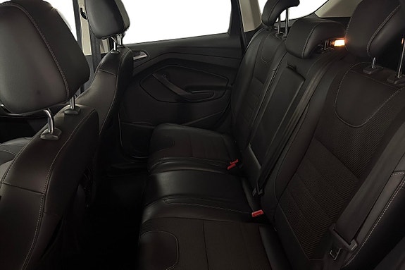 Ford Kuga 13 of 23