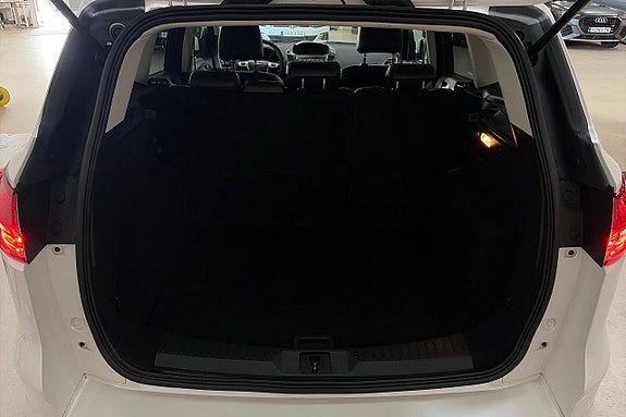 Ford Kuga 10 of 23