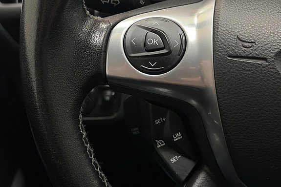 Ford Kuga 19 of 23