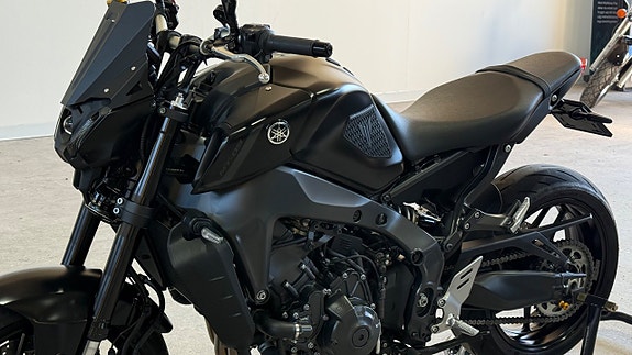 Yamaha Mt09 Helsystem låga mil 0kr insats 8 of 13