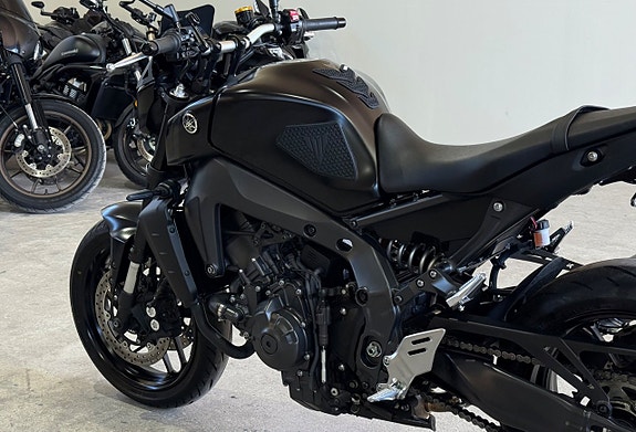 Yamaha Mt09 Helsystem låga mil 0kr insats 9 of 13