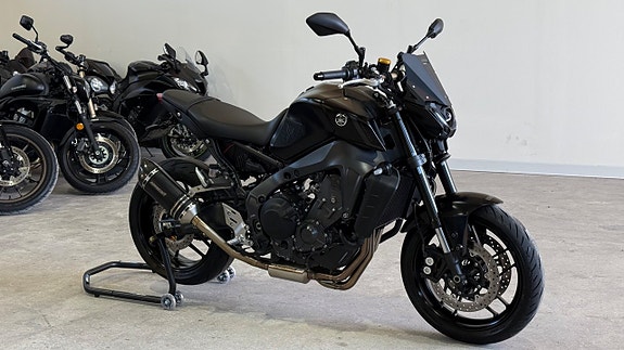 Yamaha Mt09 Helsystem låga mil 0kr insats 2 of 13