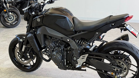 Yamaha Mt09 Helsystem låga mil 0kr insats 10 of 13