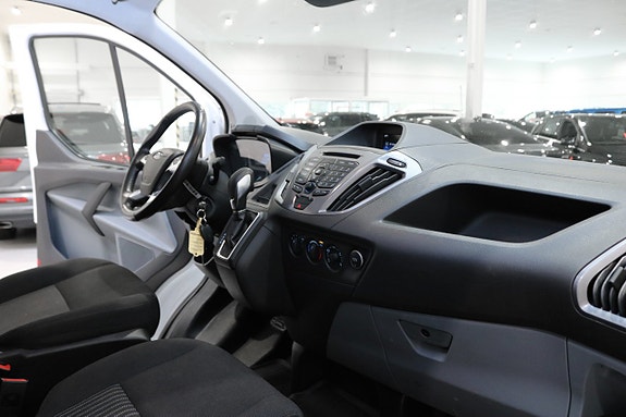 Ford Transit Custom 11 of 20