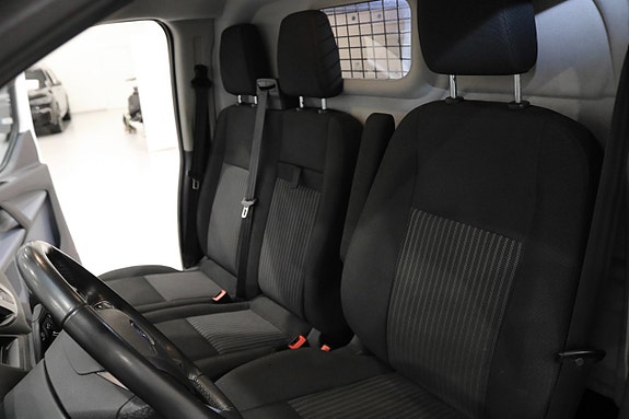 Ford Transit Custom 14 of 20