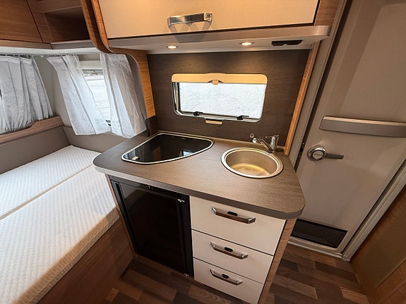 Weinsberg 390 QD Caraone 7 of 21
