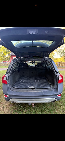 Volvo XC70 4 of 5