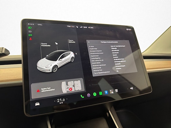 Tesla Model 3 26 of 30