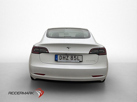 Tesla Model 3 6 of 30