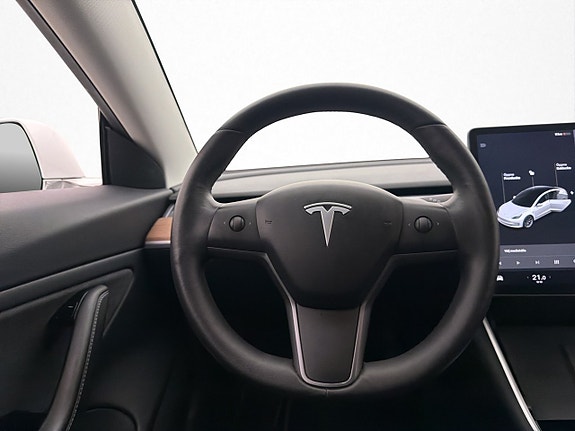 Tesla Model 3 12 of 30