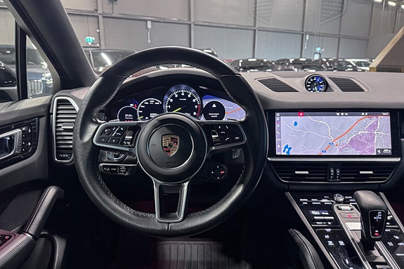 Porsche Cayenne 14 of 20
