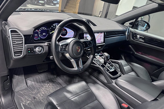 Porsche Cayenne 11 of 20