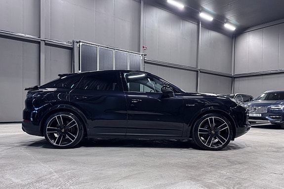Porsche Cayenne 7 of 20