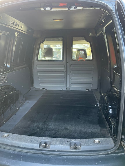 Volkswagen Caddy 3 of 3