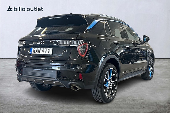 Lynk & Co 01 6 of 27