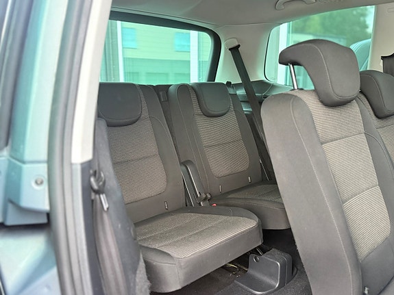 Volkswagen Sharan 6 of 30
